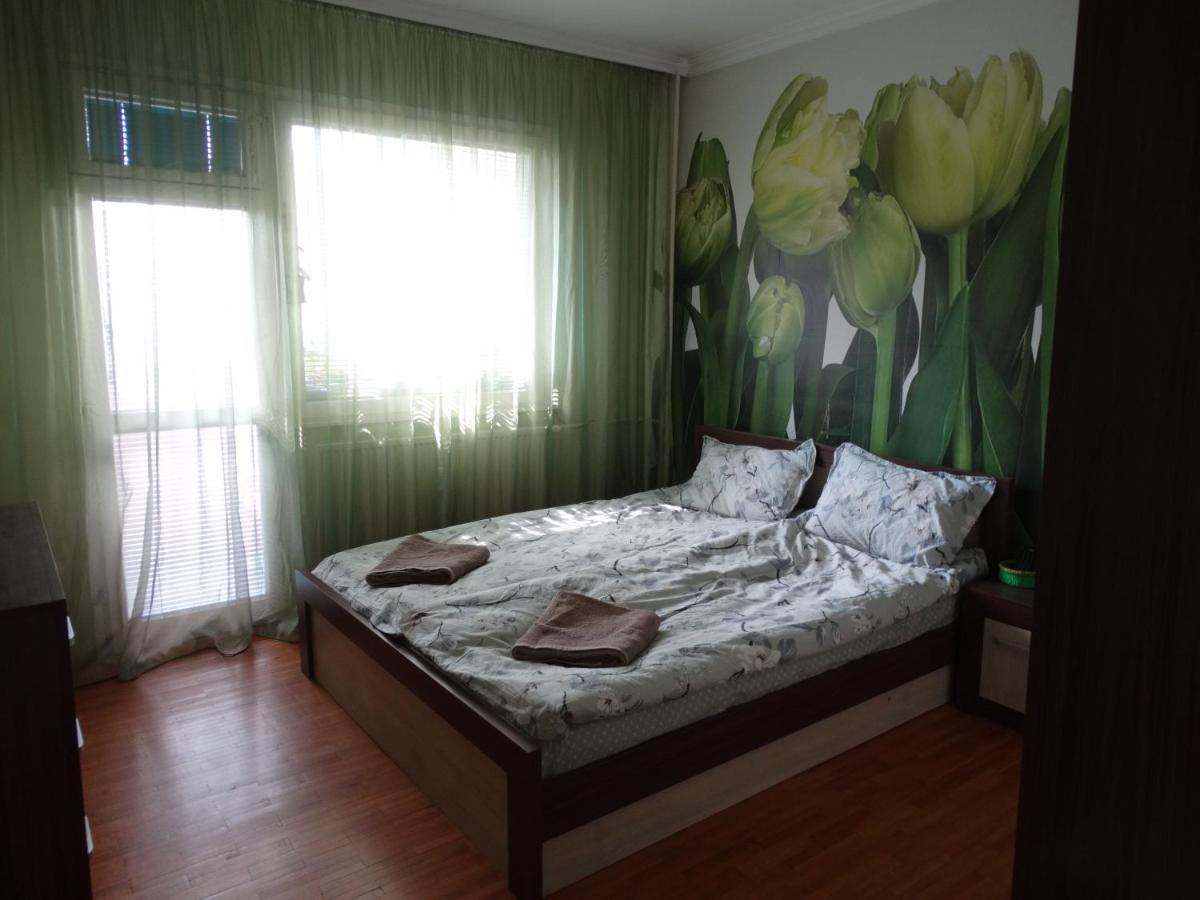 2 Bedrooms With Private Bath And Balcony Near The Airport Sofia Exterior photo